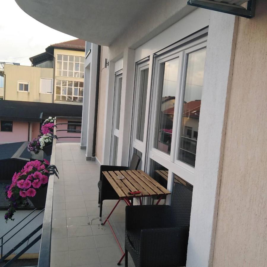 Apartman Zagreb , With Balcony And Free Parking Ngoại thất bức ảnh