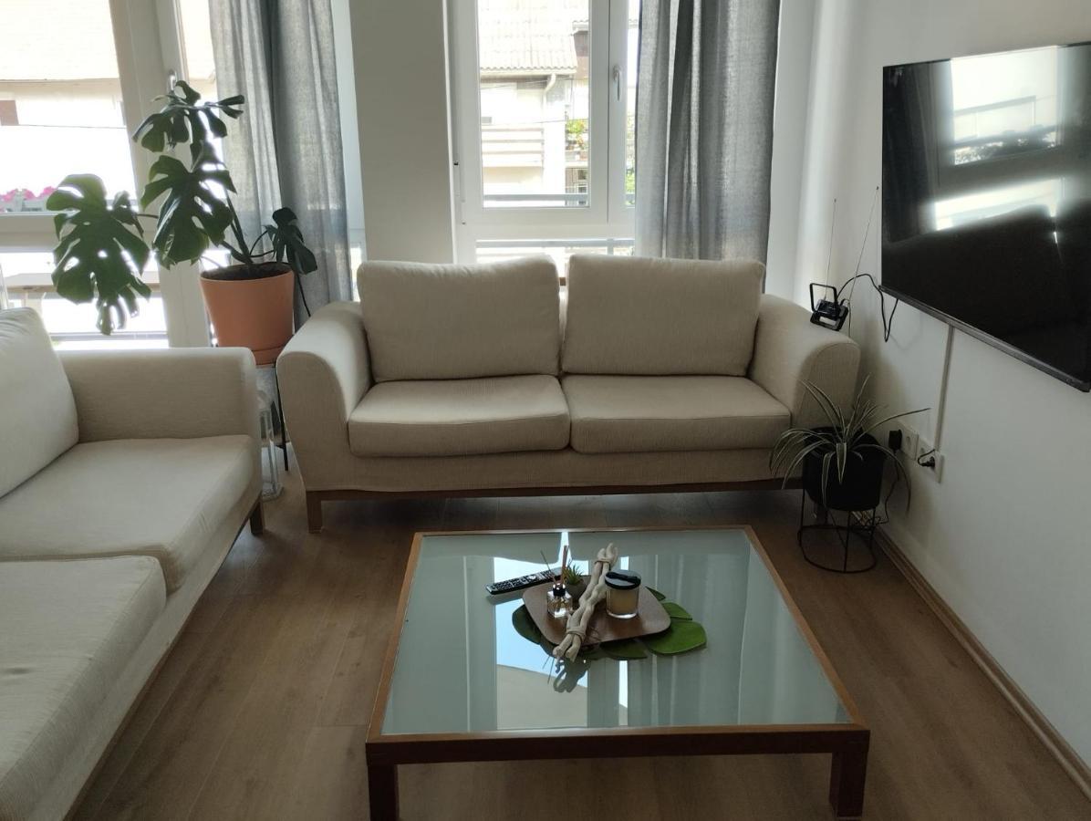 Apartman Zagreb , With Balcony And Free Parking Ngoại thất bức ảnh