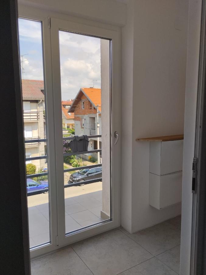 Apartman Zagreb , With Balcony And Free Parking Ngoại thất bức ảnh