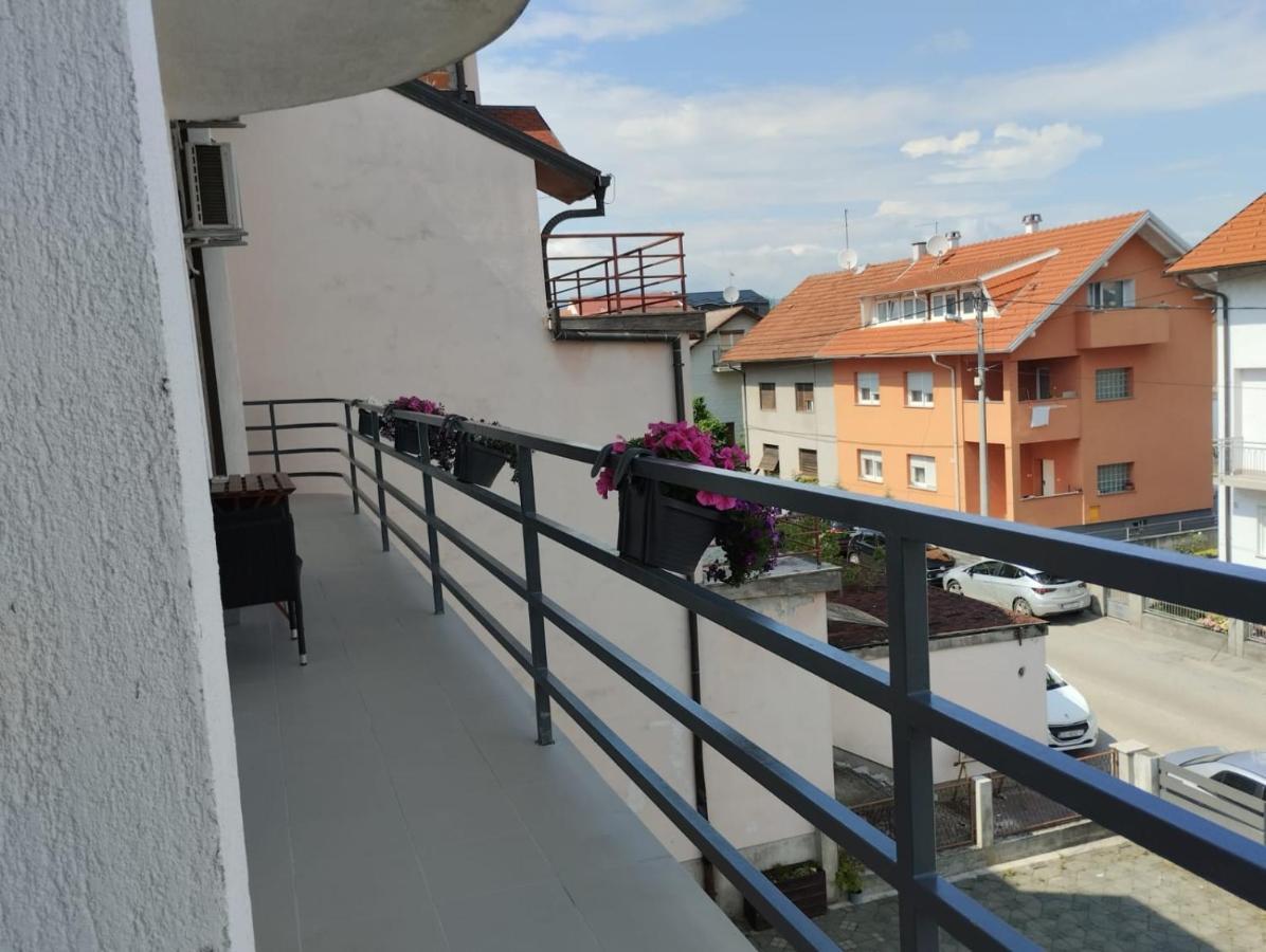 Apartman Zagreb , With Balcony And Free Parking Ngoại thất bức ảnh